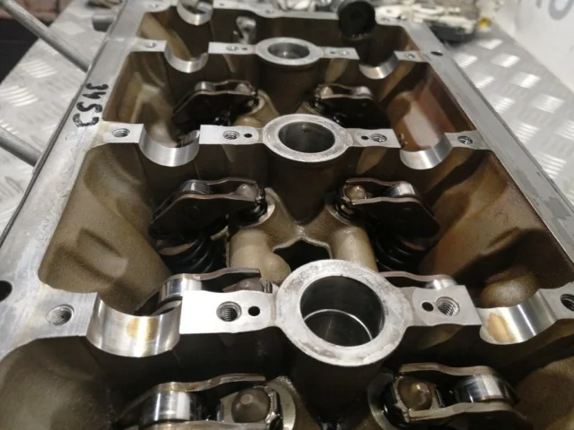 ГБЦ для Porsche Cayenne 958 2010-2014 на фотографиях