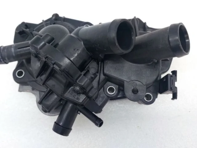 Насос охлаждающей жидкости ДВС(Помпа) для Skoda Rapid I rest NH3 2017-2020 на фотографиях