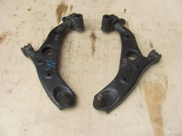 Рычаг передний левый нижний для Mazda CX 5 KE 2011-2017 на фотографиях