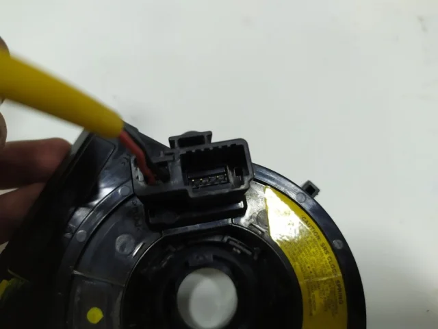 Подрулевой переключатель для Hyundai Solaris 1 рестайлинг 2014-2017 на фотографиях