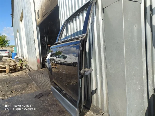 Дверь задняя правая для Audi Q7 4L 2005-2015 на фотографиях