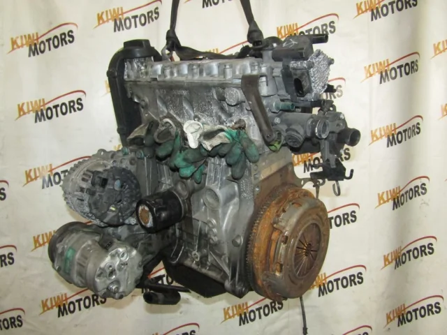 Двигатель без навесного для Volkswagen Polo III Variant (6N2) 1999-2001 на фотографиях