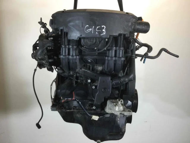 Двигатель без навесного для Volkswagen Polo III Variant (6N) 1997-1999 на фотографиях