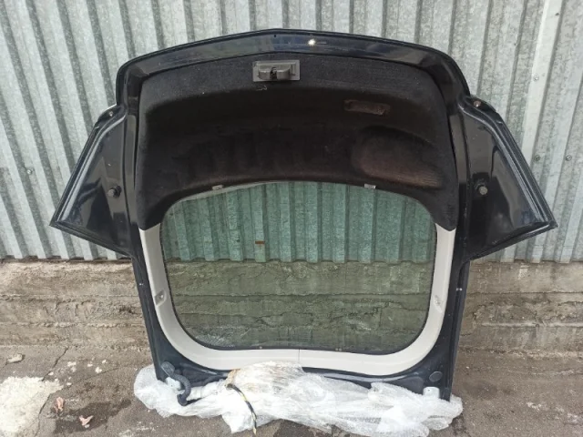 Двери для Opel Insignia Хэтчбек A 2008-2017 на фотографиях