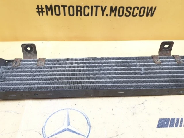 Радиатор охлаждения ДВС для Mercedes-Benz M class W163 1998-2005 на фотографиях