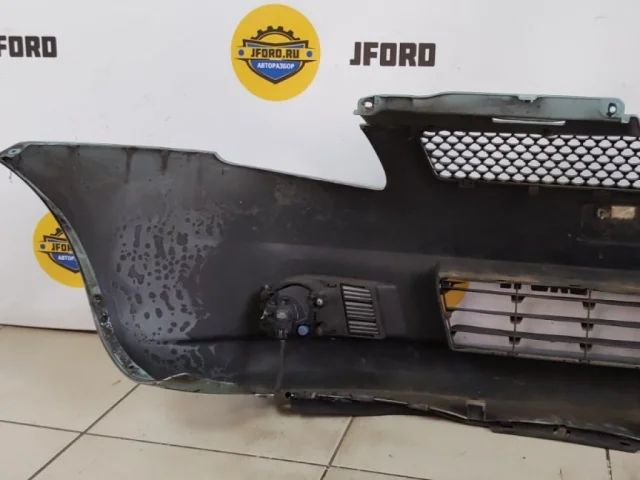 Бампер передний для Suzuki Swift Хэтчбек 5-d 2010-2015 на фотографиях