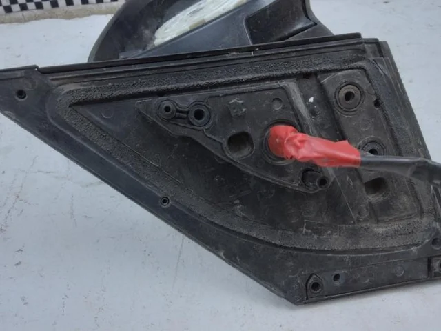 Зеркало заднего вида (в салоне) для Toyota RAV4 XA40 rest 2015-2019 на фотографиях