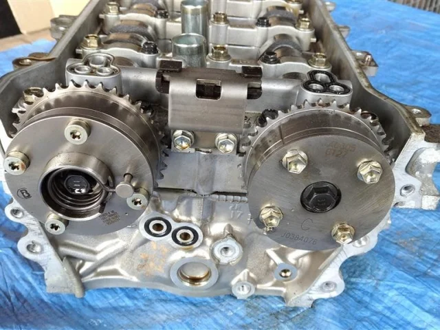 ГБЦ для Toyota RAV4 XA40 2013-2015 на фотографиях