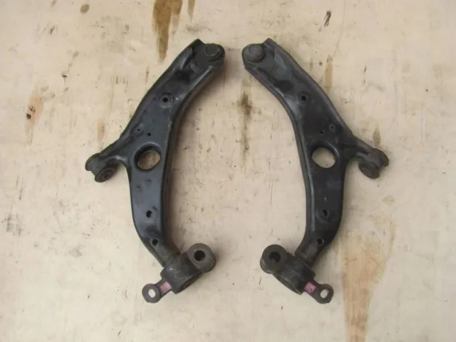 Рычаг передний правый нижний для Mazda CX 5 KF 2017 на фотографиях