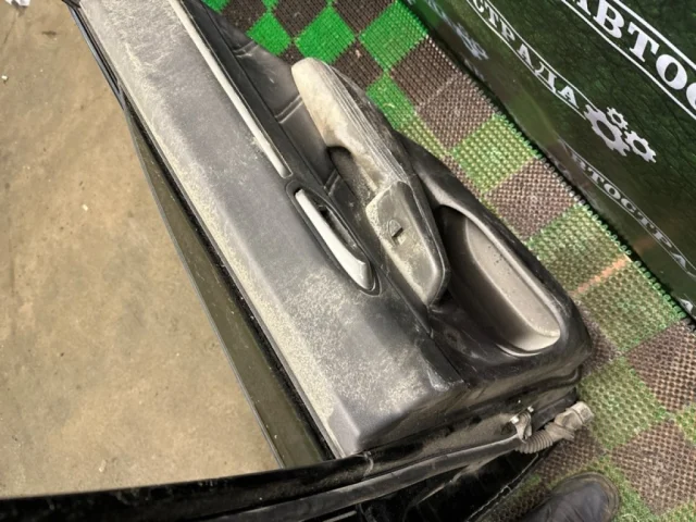 Дверь задняя правая для Honda Civic FD 2005-2012 седан на фотографиях