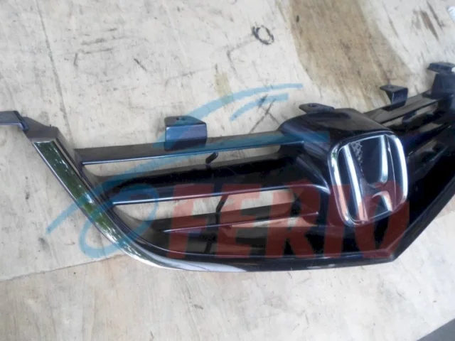 Решетка радиатора для Honda Accord 7 2002-2008 на фотографиях