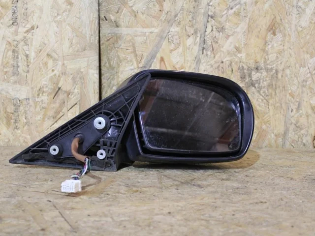 Зеркала для Subaru Legacy Универсал BP/B13 2003-2009 на фотографиях