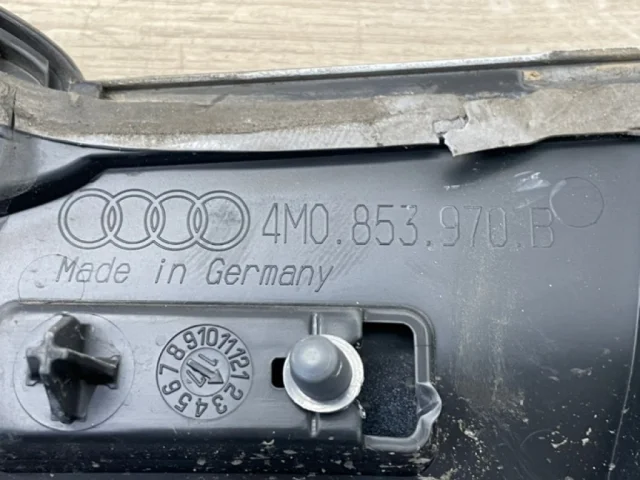 Стекло двери заднее правое для Audi Q7 4M 2015+ на фотографиях