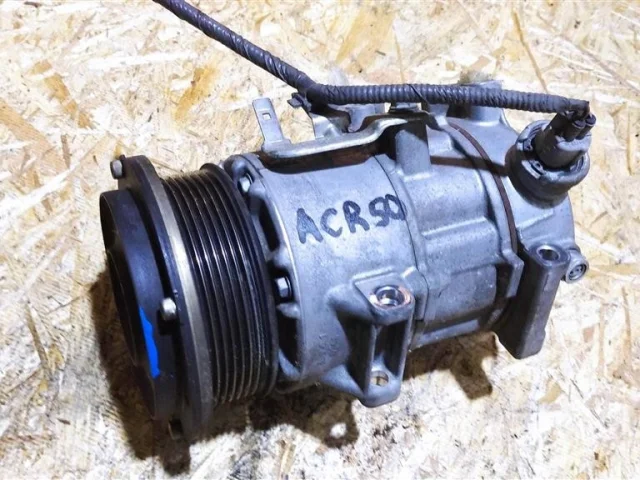 Компрессор кондиционера для Toyota Alphard H20 2008-2015 на фотографиях