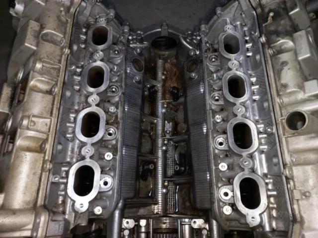 Двигатель без навесного для Porsche Cayenne 958 2010-2014 на фотографиях