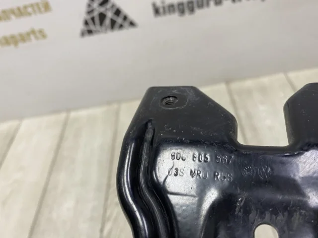 Кронштейн замка капота для Skoda Rapid II 2020+ на фотографиях