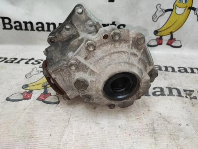 Редуктор переднего моста для Toyota RAV4 XA40 rest 2015-2019 на фотографиях