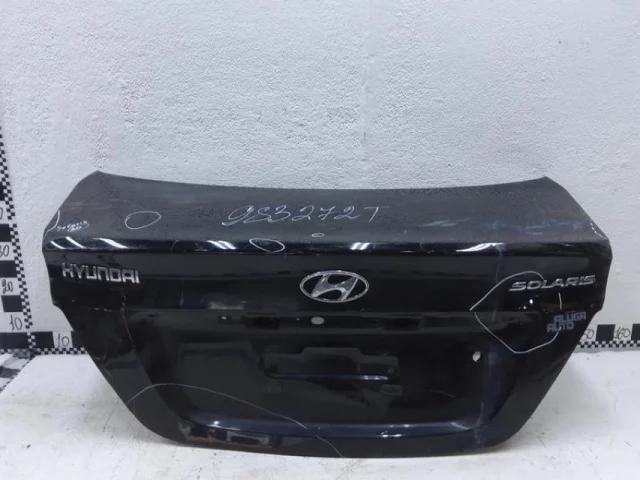 Дверь багажника для Hyundai Solaris 1 RB (2011-2013) на фотографиях