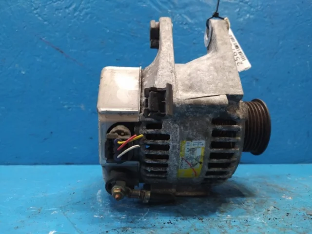 Генератор для Toyota Corolla E140/E150 Седан 2006-2013 на фотографиях