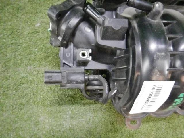 Впускной патрубок воздушного фильтра для Hyundai Solaris 2 (2017-2022) на фотографиях