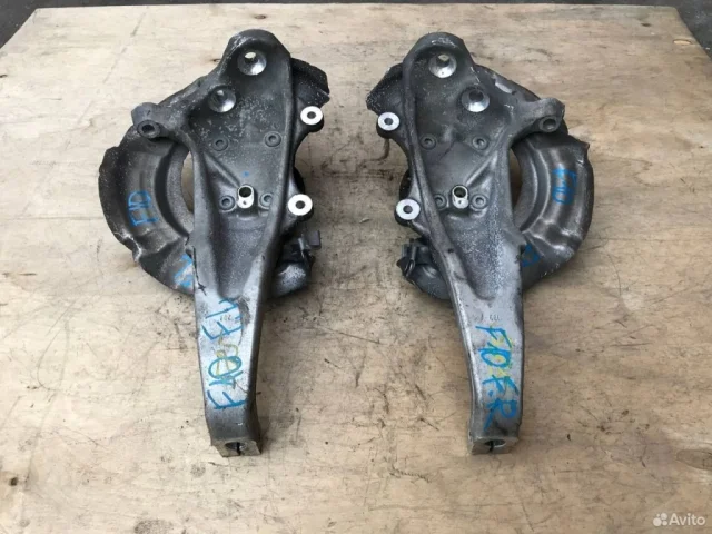 Ступица колеса передняя правая для BMW 5er Ф10 2010-2013 на фотографиях