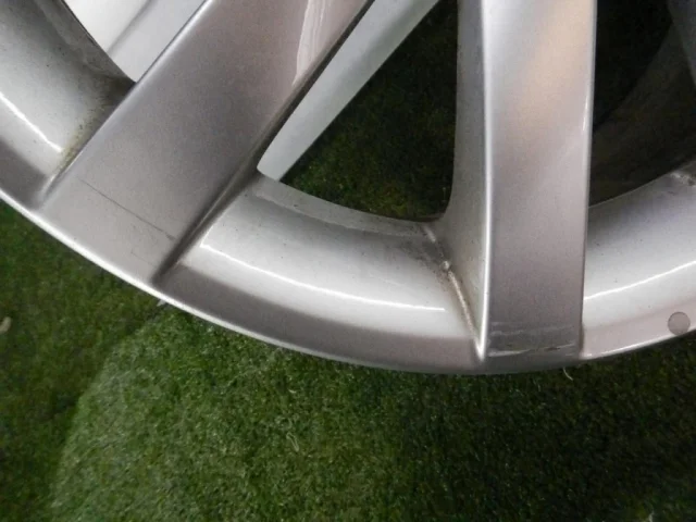 Диск колесный литой для Skoda Rapid I NH3 2012-2017 на фотографиях