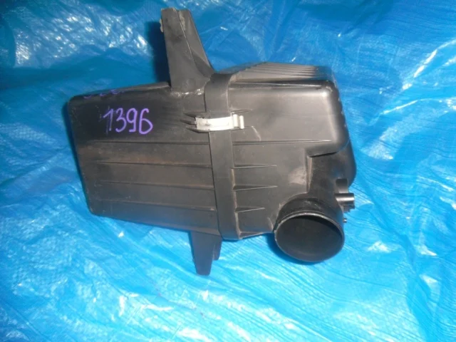 Корпус воздушного фильтра для Suzuki Grand Vitara 2005-2014 на фотографиях