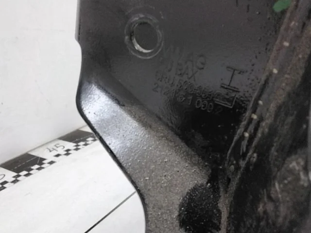 Подрамник двигателя для Skoda Rapid I rest NH3 2017-2020 на фотографиях