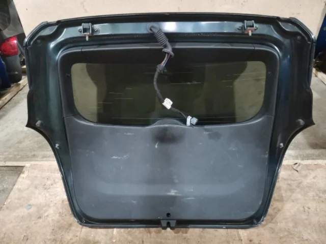 Крышка багажника для Opel Mokka 2012-2016 на фотографиях