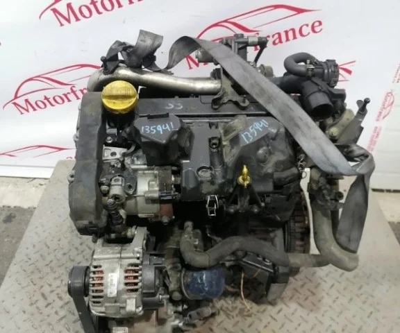 Двигатель без навесного для Renault Logan 2007-2012 (Универсал KS) на фотографиях