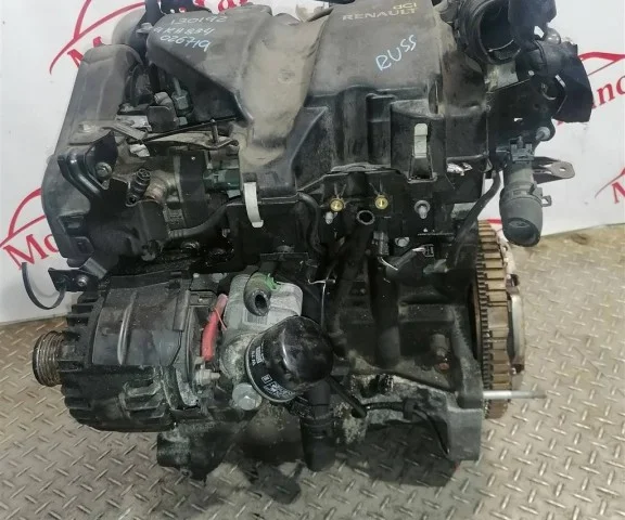 Двигатель без навесного для Renault Megane Хэтчбек 5 KZ 2008-2012 на фотографиях