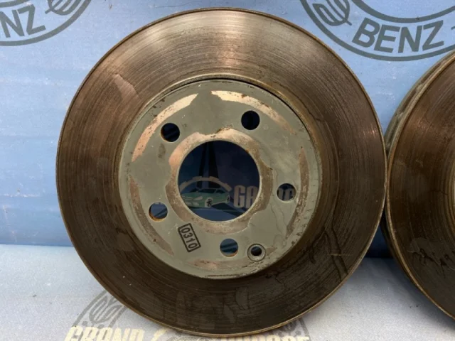 Диски тормозные передние (комплект) для Mercedes-Benz E class W211 2002-2009 на фотографиях