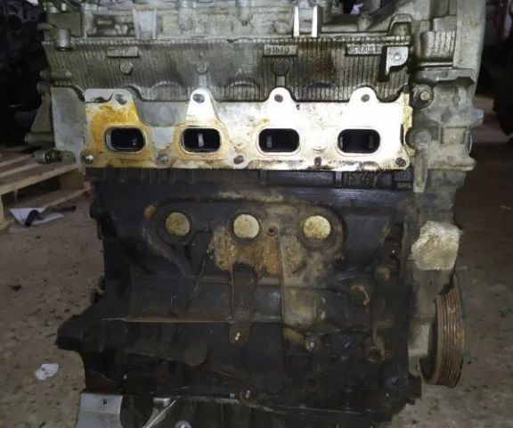 Двигатель без навесного для Renault Duster HS rest 2015-2021 на фотографиях