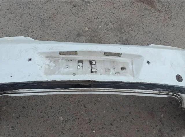 Бампер задний для Opel Insignia Седан A 2008-2017 на фотографиях