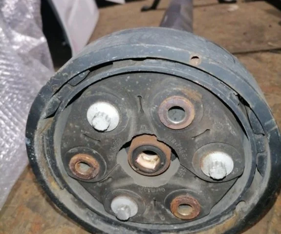 Карданный вал задний для Volkswagen Tiguan I NF 2006-2017 на фотографиях