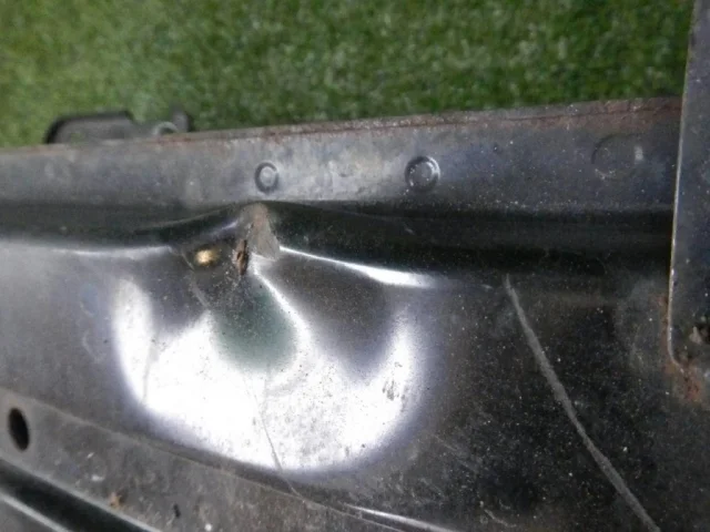 Усилитель бампера передний верхний для Hyundai i40 1 Седан 2011-2015 на фотографиях