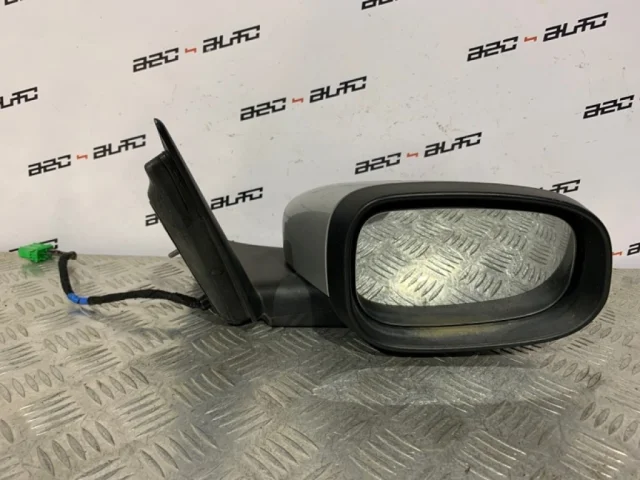 Зеркало заднего вида (в салоне) для Volvo C30 MK 2006-2013 на фотографиях