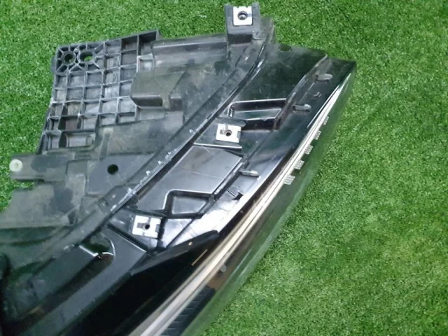 Фара правая для Exeed VX 2021+ на фотографиях