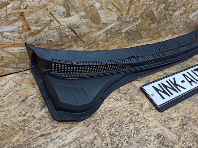 Жабо правое для Hyundai Solaris 2 (2017-2022) на фотографиях