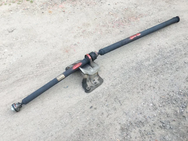 Карданный вал передний для Volvo XC90 I C 2002-2014 на фотографиях