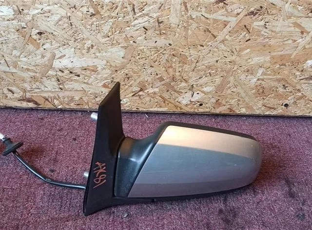 Зеркала для Opel Zafira B 2005-2015 на фотографиях