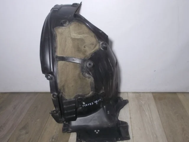 Подкрылок передний левый для BMW 7er G11/G12 2015-2021 на фотографиях