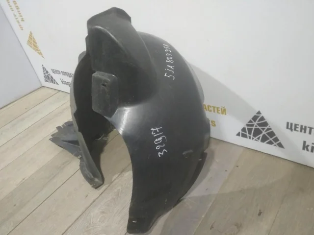 Подкрылок передний правый для Skoda Rapid I NH3 2012-2017 на фотографиях