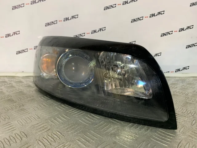Фара левая для Volvo C30 MK 2006-2013 на фотографиях