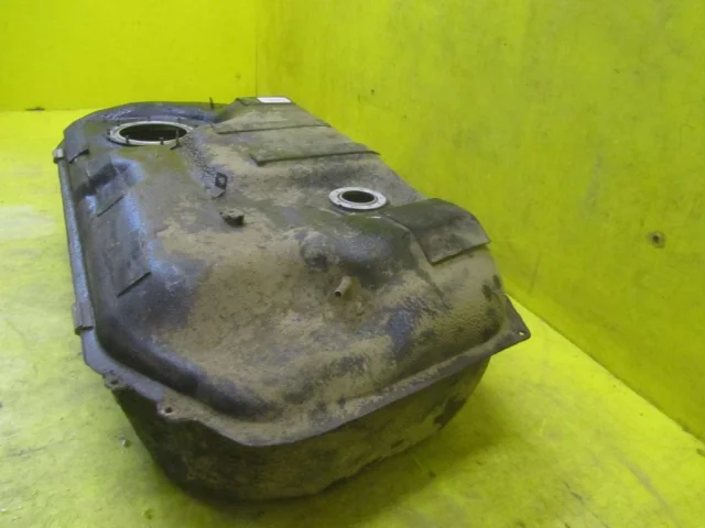 Топливный бак для Suzuki Grand Vitara 2005-2014 на фотографиях