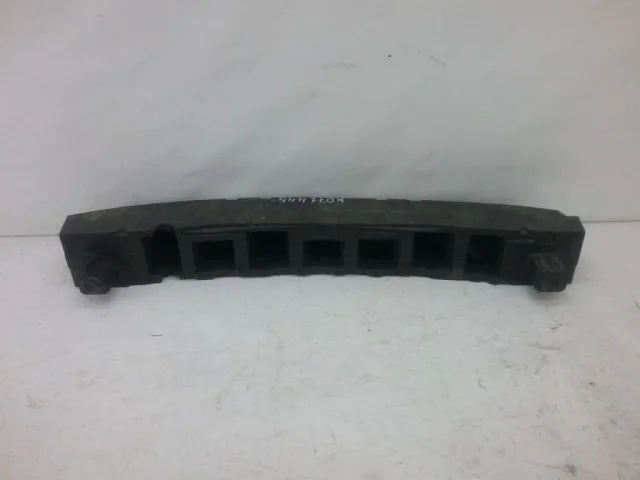 Усилитель переднего бампера для Skoda Rapid I NH3 2012-2017 на фотографиях