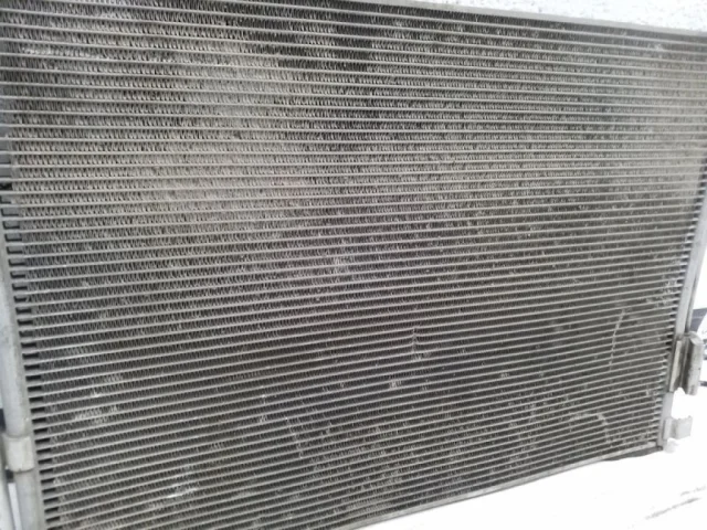 Кассета радиаторов для Hyundai Solaris 2 (2017-2022) на фотографиях