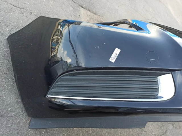 Бампер передний для Opel Insignia Седан A 2008-2017 на фотографиях