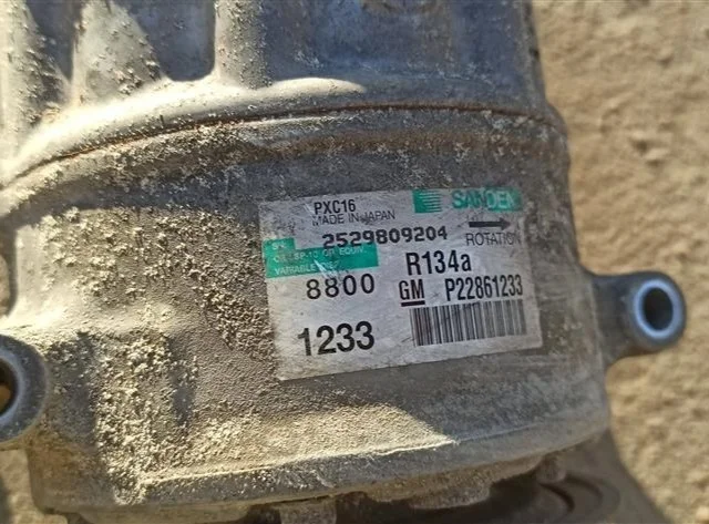 Компрессор кондиционера для Opel Insignia Седан A 2008-2017 на фотографиях