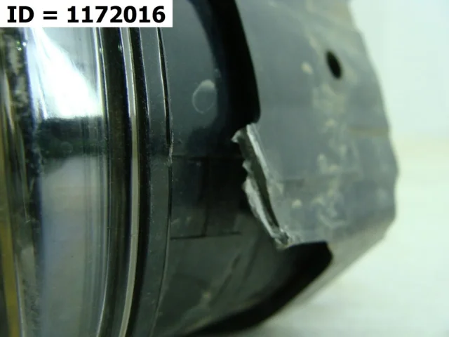 Противотуманка (ПТФ) передняя левая для Toyota Land Cruiser 200 2007-2015 на фотографиях